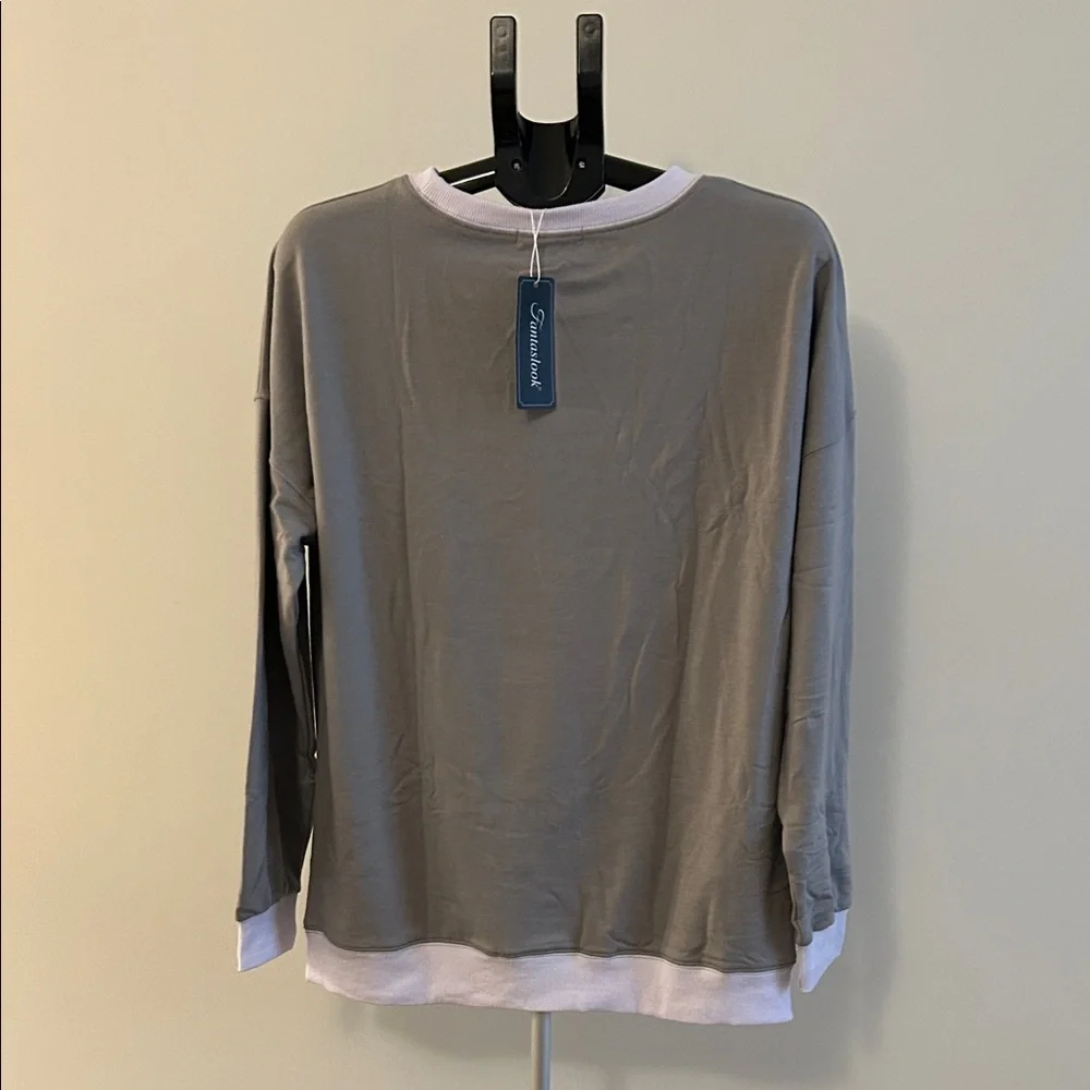 Women's Gray Crew Neck Sweater - Picture 3 of 4